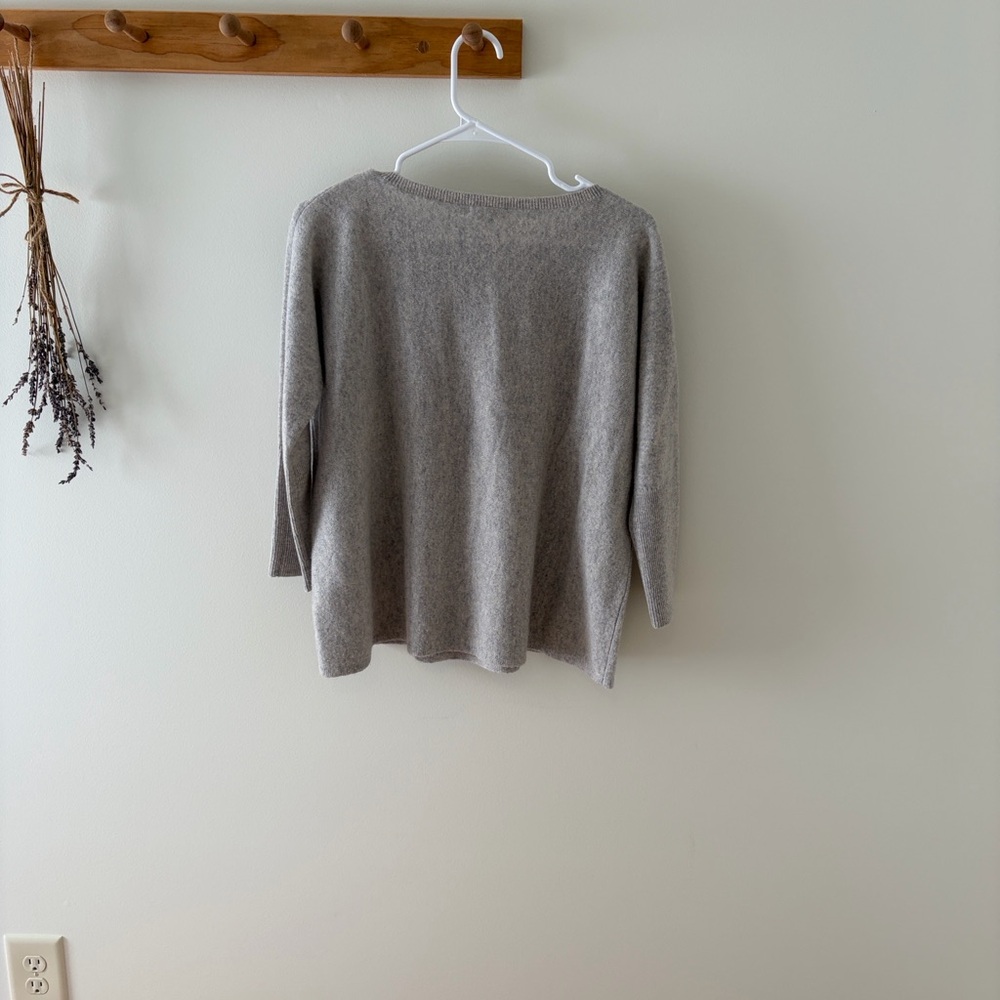 Garnet Hill Essential Cashmere Cropped Sweater in Heathered Grey XS - Picture 4 of 5